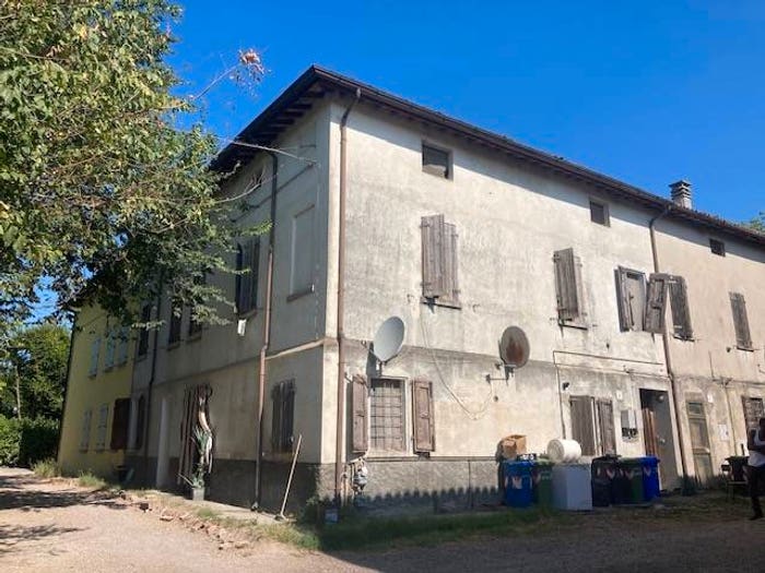 Appartamento trilocale in vendita in Via Gazzoli, Novi di Modena