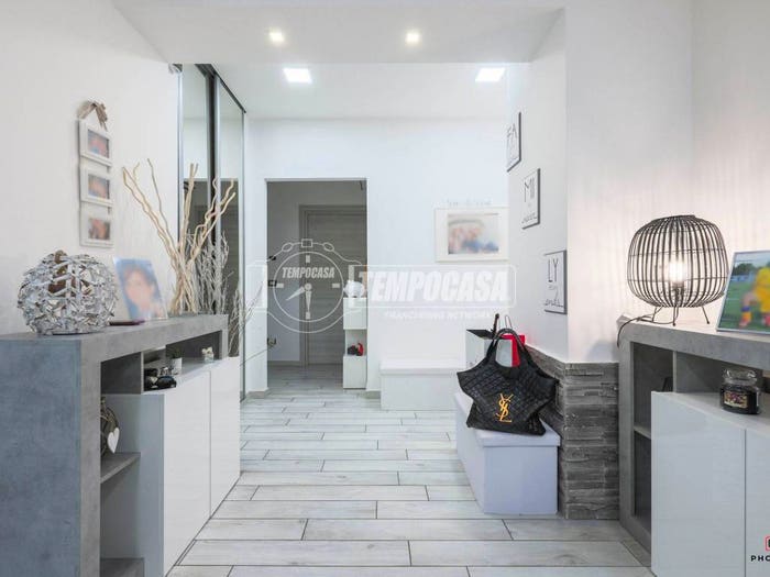 Appartamento con 5 locali in vendita in Via A Grandi, Centro, Anzola dell'Emilia
