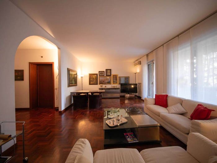 Appartamento con 5 locali in vendita in Via Novara, San Carlo, Milano
