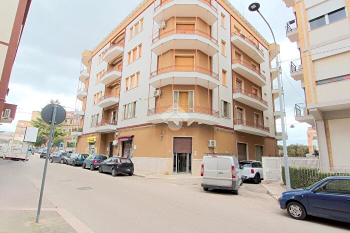 Appartamento quadrilocale in vendita in Via Fiorelli, Lucera