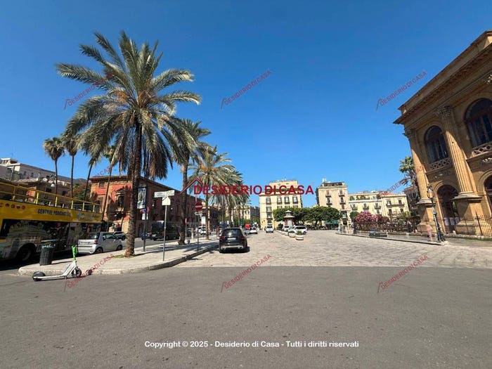 Appartamento bilocale in vendita in Piazza Casa Professa, Cassaro, Palermo