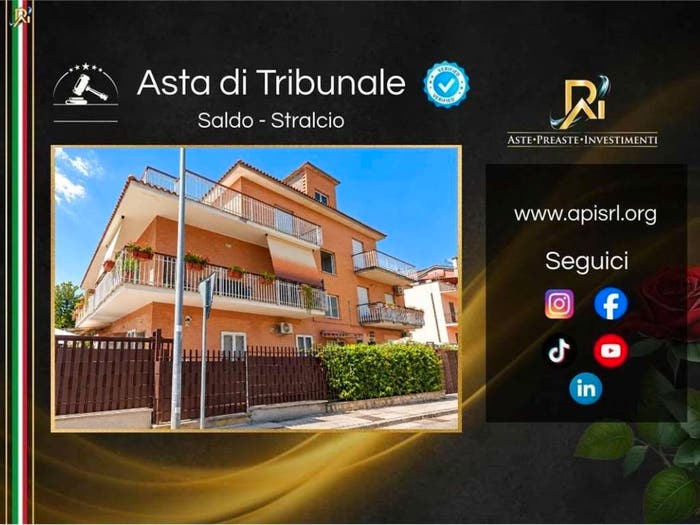 Appartamento con 5 locali in vendita in Via Martina Franca, Ponte di Nona Torre Angela, Roma