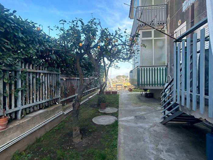 Appartamento quadrilocale in vendita in Via alaia, Somma Vesuviana