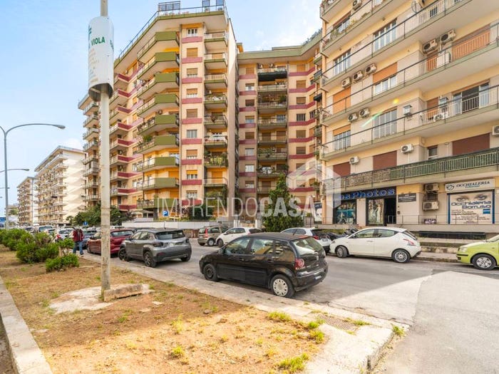Appartamento quadrilocale in vendita in Viale delle Alpi, Giotto Galilei Palagonia, Palermo