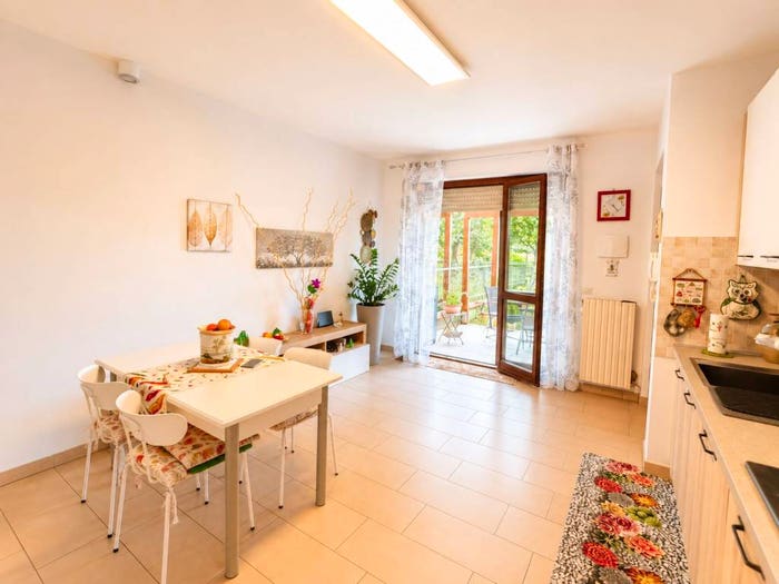 Appartamento trilocale in vendita in Via Molino, Castelbellino