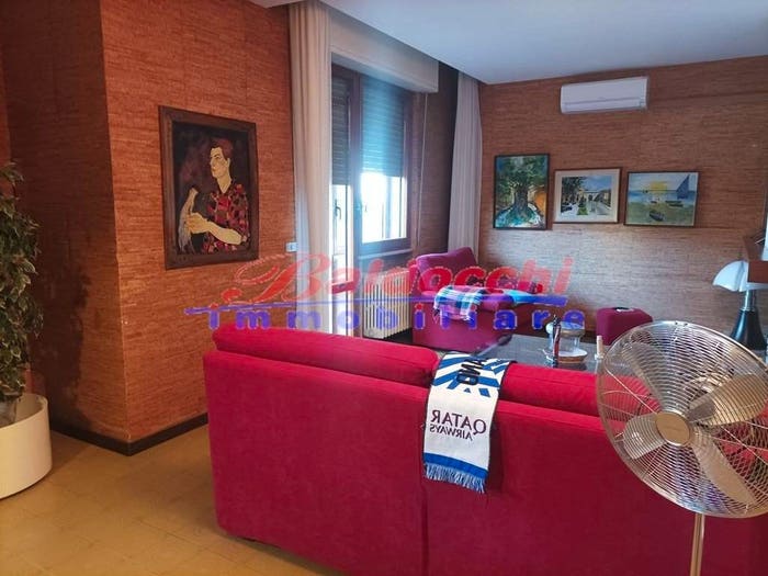 Casa con 6 locali in vendita in Paleotta, Fano