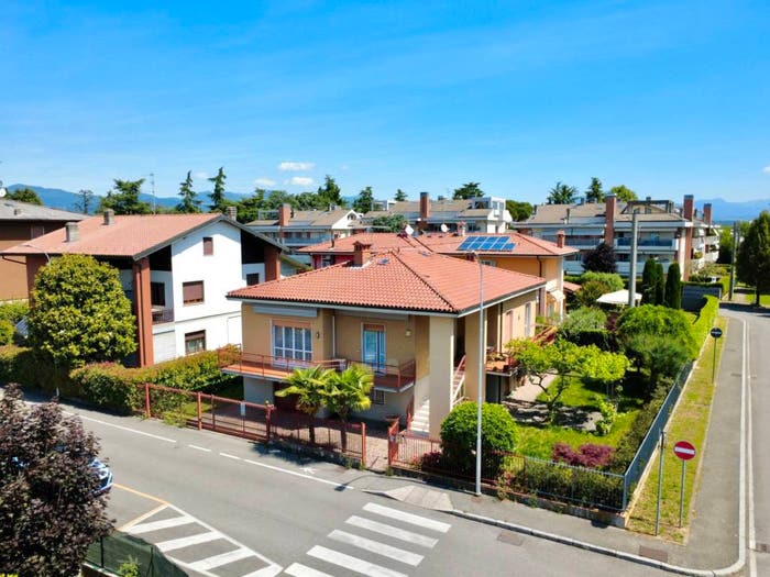 Casa con 5 locali in vendita in via Fermi, Azzano San Paolo