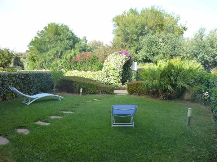 Appartamento trilocale in vendita in Strada Statale Orientale Sarda SNC, Loiri Porto San Paolo