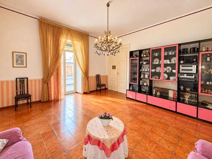 Appartamento trilocale in vendita in Via Giacomo Stroffolini, Casapulla