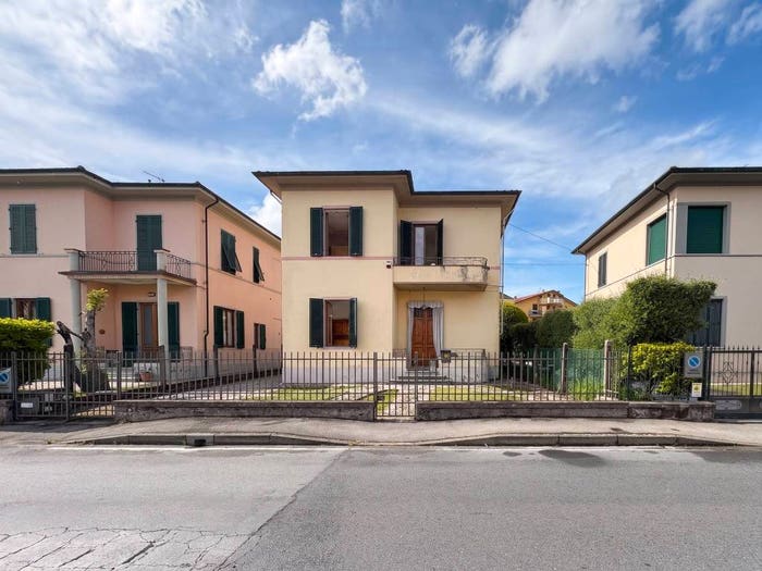 Casa con 6 locali in vendita in Via del Brennero, San Marco Acquacalda, Lucca
