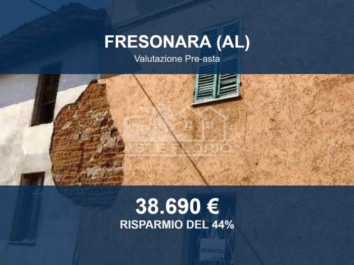 Casa quadrilocale in vendita in Via Torino, Fresonara