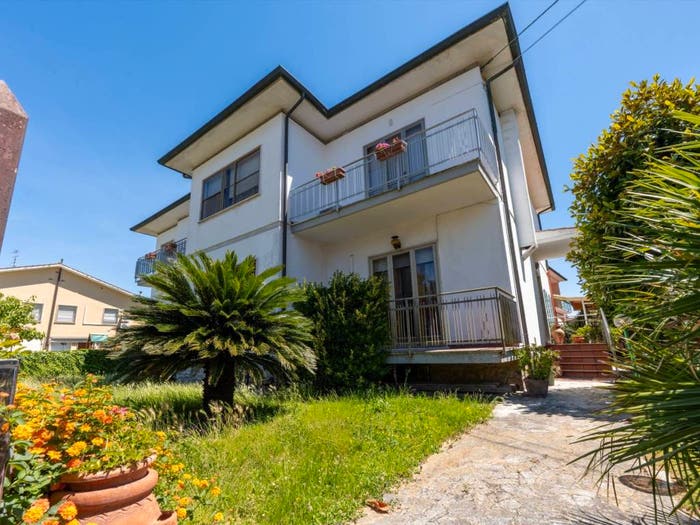 Casa con 5 locali in vendita in Via Livornese, San Piero, Pisa