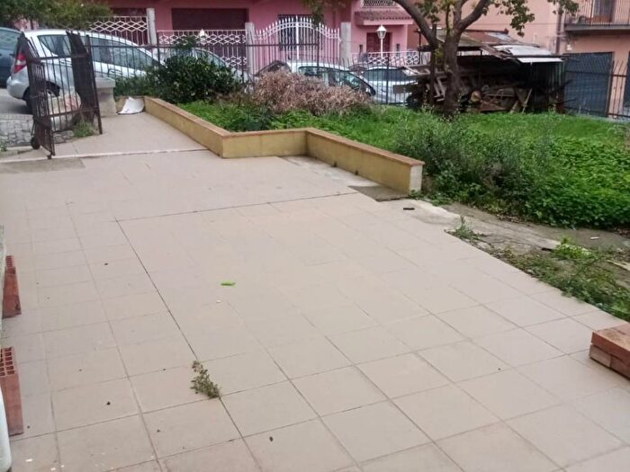 Appartamento trilocale in vendita in Via Giovanni Meli, Centro, Sant'Agata di Militello