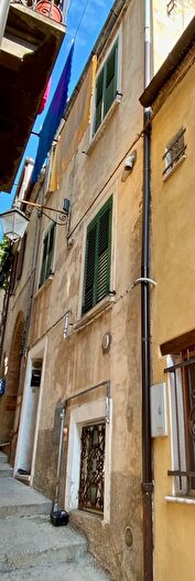 Casa con 5 locali in vendita in Lanciano