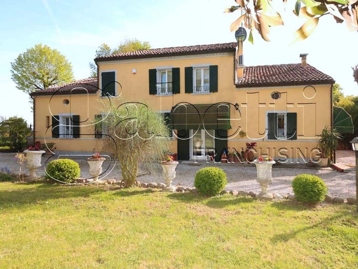 Casa con 6 locali in vendita in Cona, Ferrara