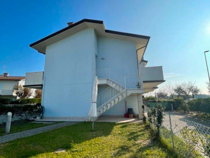 Appartamento quadrilocale in vendita in Viale Giuseppe Verdi, Lido Adriano Lido di Dante, Ravenna