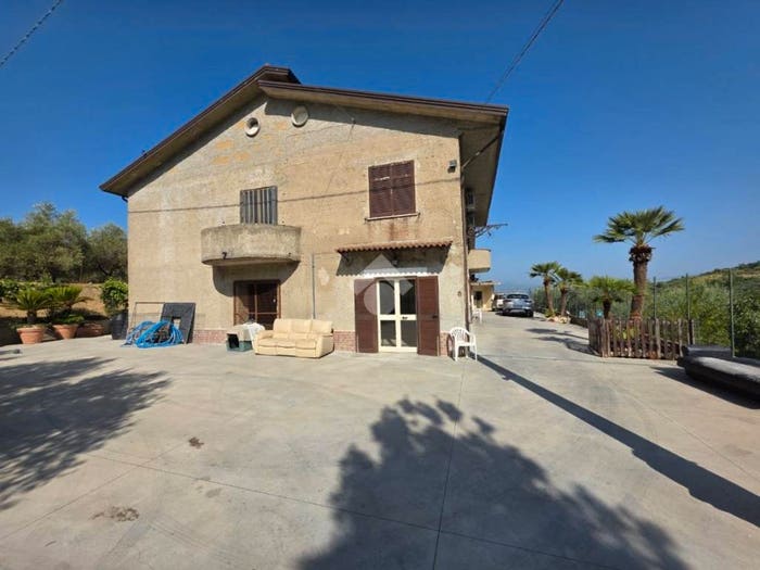 Casa con 6 locali in vendita in Via Murto, Frasso Telesino