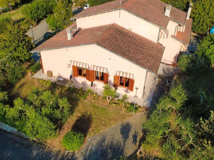 Casa con 6 locali in vendita in Sant'albino, Montepulciano