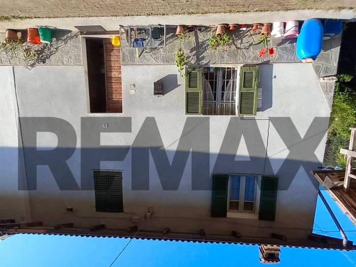 Casa con 6 locali in vendita in Centro, Massimino