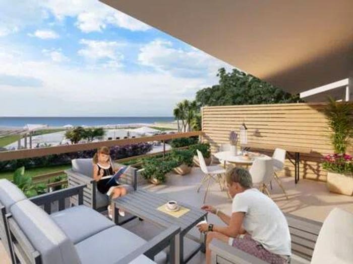 Casa trilocale in vendita in Viale Himera A, Campofelice di Roccella