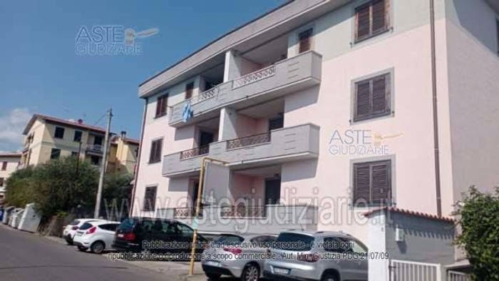 Appartamento trilocale in vendita in Via di Marzalla, Centro, Pescia