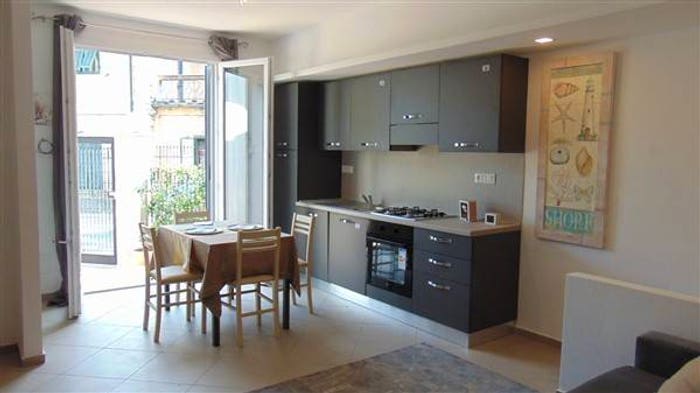 Appartamento bilocale in vendita in Viale Silvio Amico, Centro, Loano