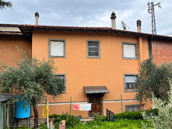Casa con 6 locali in vendita in Via Emanuele Lena, Centro, Tolentino