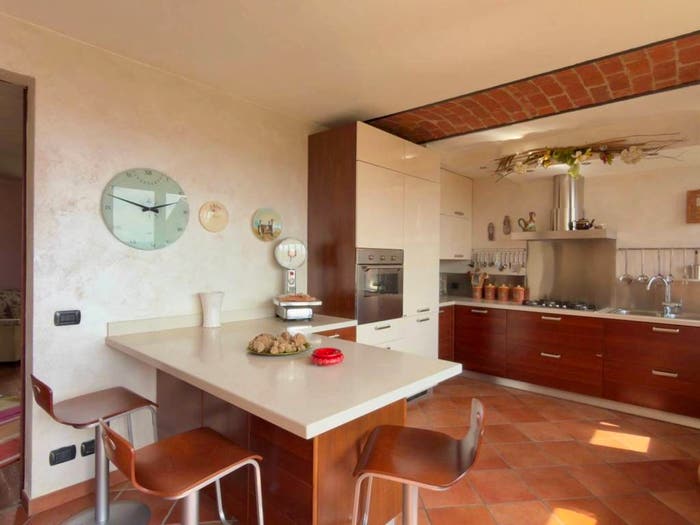 Casa con 6 locali in vendita in Via Discesa, Centro, Piverone