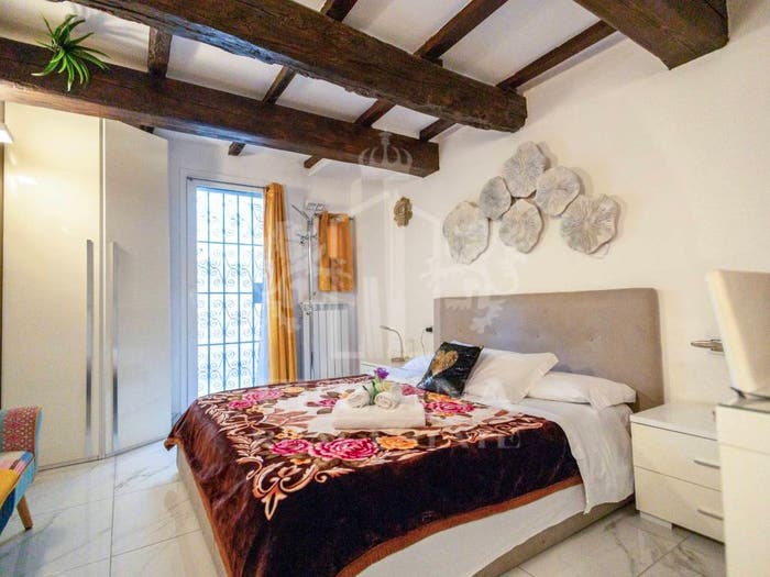Appartamento trilocale in vendita in Via degli Angeli, Santo Stefano, Bologna