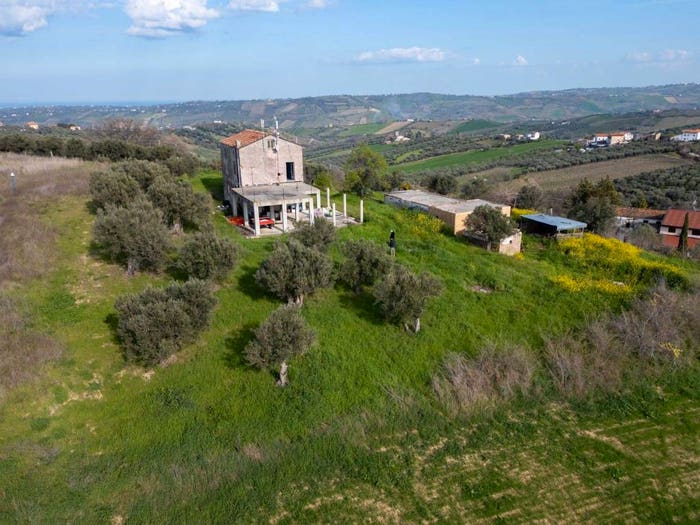 Casa in vendita in Contrada Colle La Civita, Centro, Paglieta