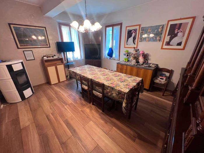 Appartamento con 5 locali in vendita in Via Ghiarone, Centro, Castelvetro di Modena