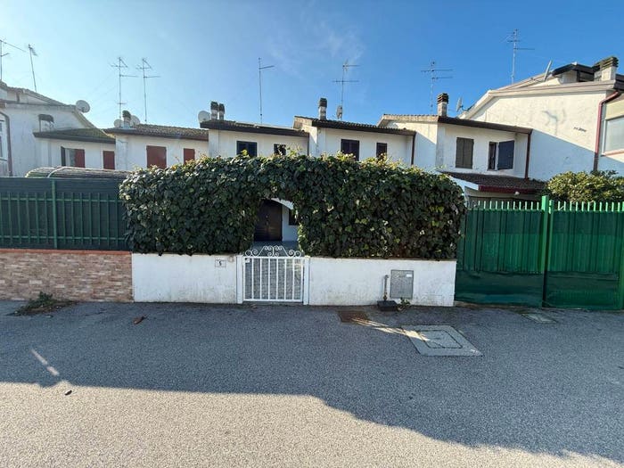 Casa trilocale in vendita in Via Corona Boreale, San Giuseppe, Comacchio
