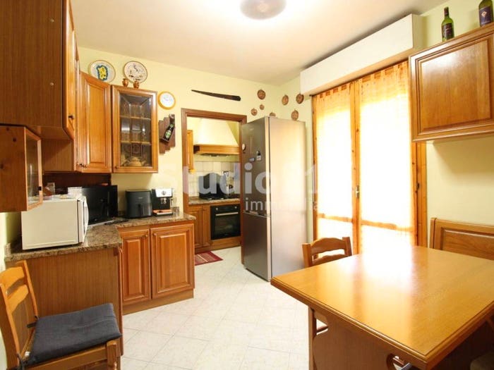 Appartamento con 5 locali in vendita in via marconi, Incisa In Val D'Arno, Figline e Incisa Valdarno