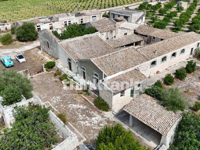 Casa con 6 locali in vendita in Strada provinciale, Noto