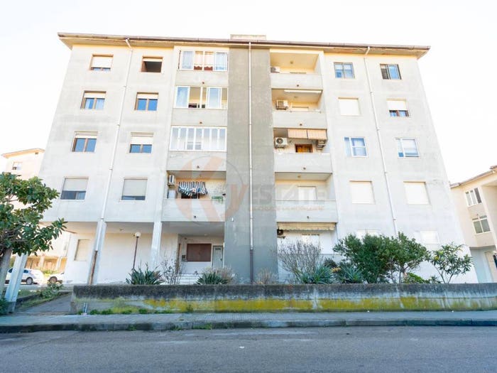 Appartamento quadrilocale in vendita in via lombardia, Porto Torres