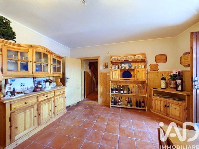 Casa con 6 locali in vendita in Via Miorandei, Castellano, Villa Lagarina
