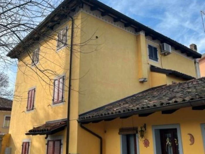 Casa con 6 locali in vendita in Piazza Mazzini, Centro, Sagrado