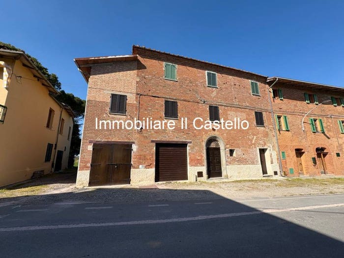Casa quadrilocale in vendita in Via Castiglionese, Casamaggiore, Castiglione del Lago