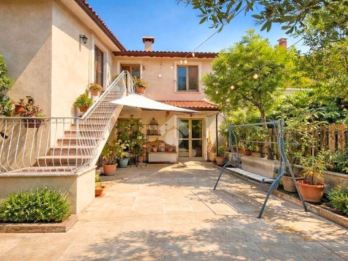 Casa con 6 locali in vendita in Via Romola, Lonigo