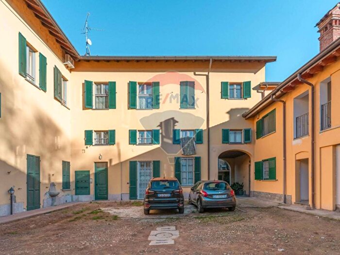 Appartamento trilocale in vendita in pozzo bonelli, Centro, Arluno
