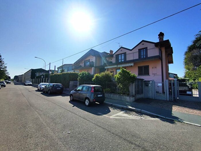 Casa trilocale in vendita in Via Filippo Corridoni, San Lorenzo, Parabiago