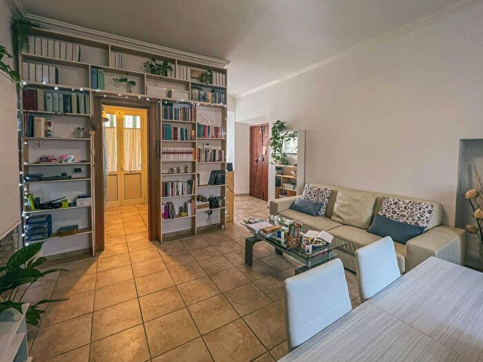 Appartamento trilocale in vendita in Via San Martino, Poggio Moiano