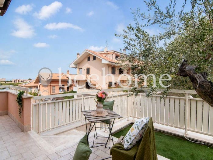 Appartamento con 6 locali in vendita in Via Alfredo Panzini, Tor Lupara, Fonte Nuova
