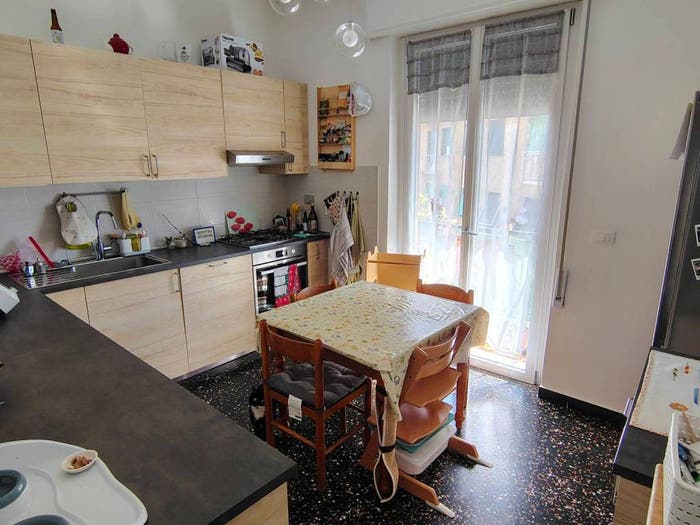 Appartamento quadrilocale in vendita in Via dei Sessanta, Cornigliano, Genova
