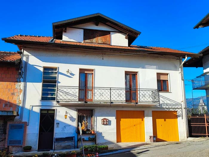 Appartamento con 5 locali in vendita in Via Trucco, Ceresane Curanuova, Mongrando