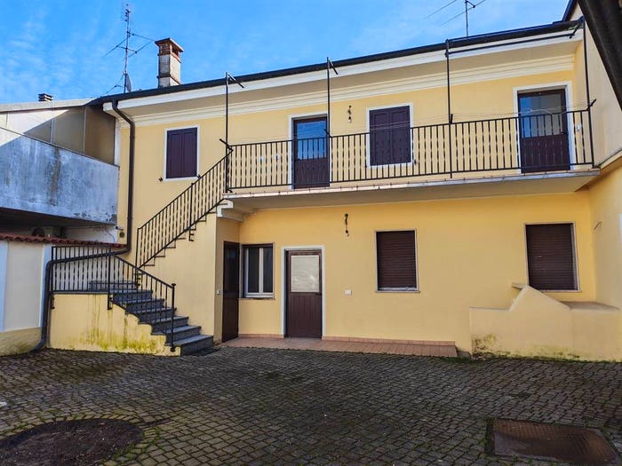 Appartamento bilocale in vendita in Viale Liberali, Gravellona Lomellina
