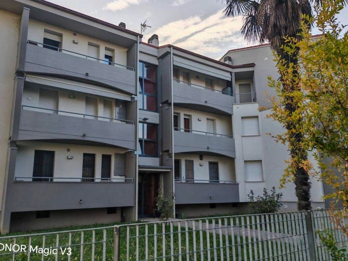 Appartamento trilocale in vendita in Via San Gervasio, Brembate