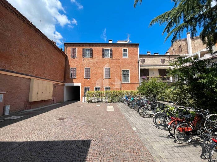 Appartamento bilocale in vendita in Centro Storico, Ferrara