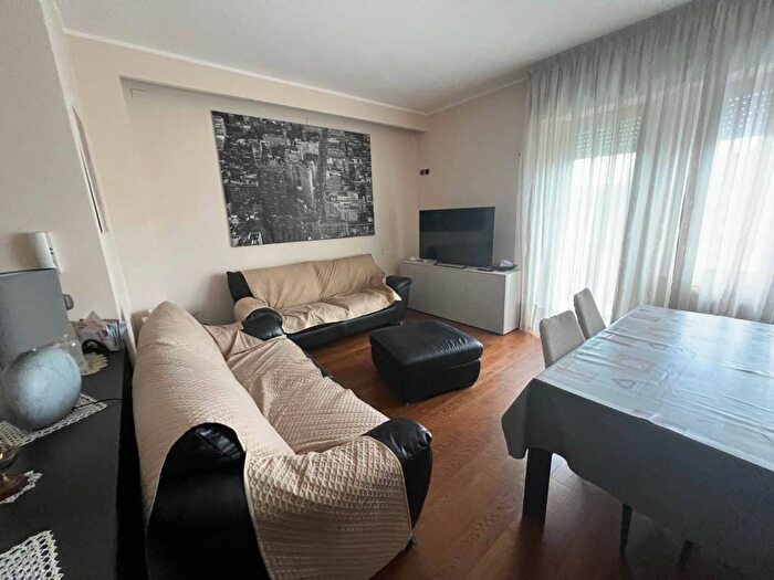 Appartamento con 5 locali in vendita in Cittadella, Ancona