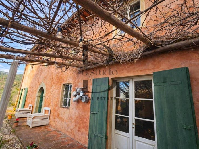 Casa quadrilocale in vendita in Via per Torre, Mutigliano Torre, Lucca